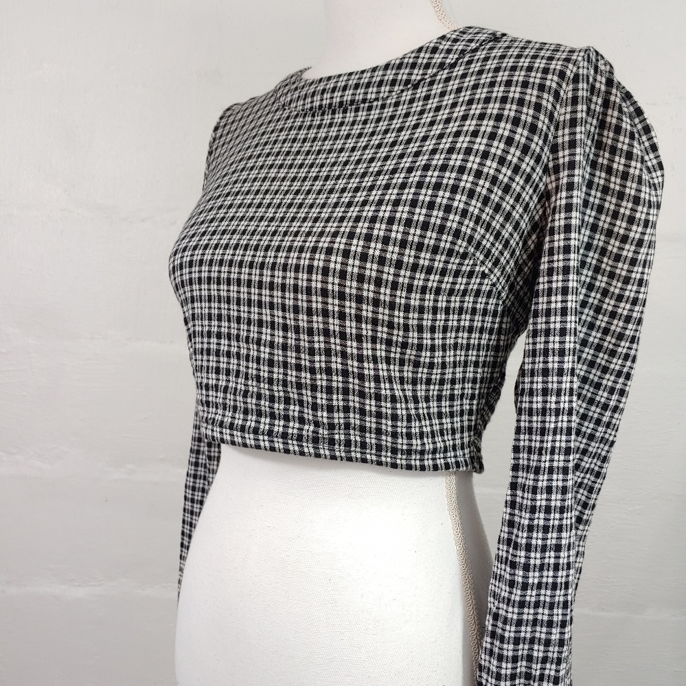 JAPNA LONG SLEEVE CROP TOP (a427) - Picture 14 of 14